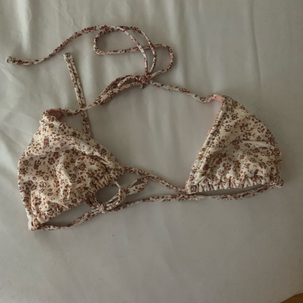 Floral swimsuit top